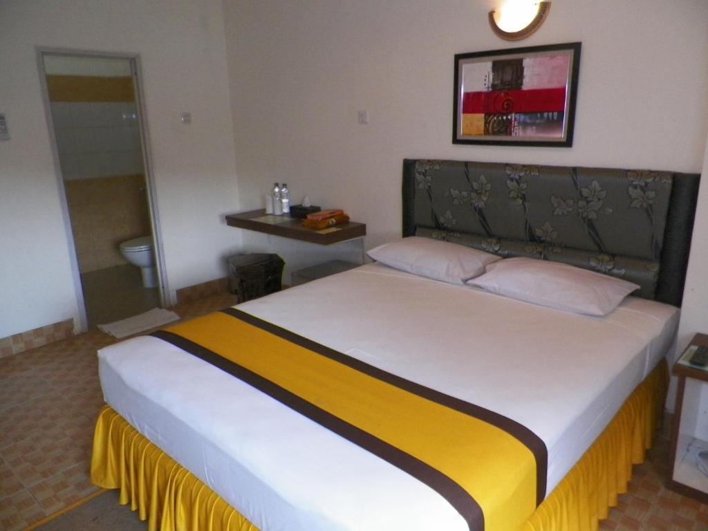 Al-Badar Hotel Syariah Makassar Macáçar Exterior foto