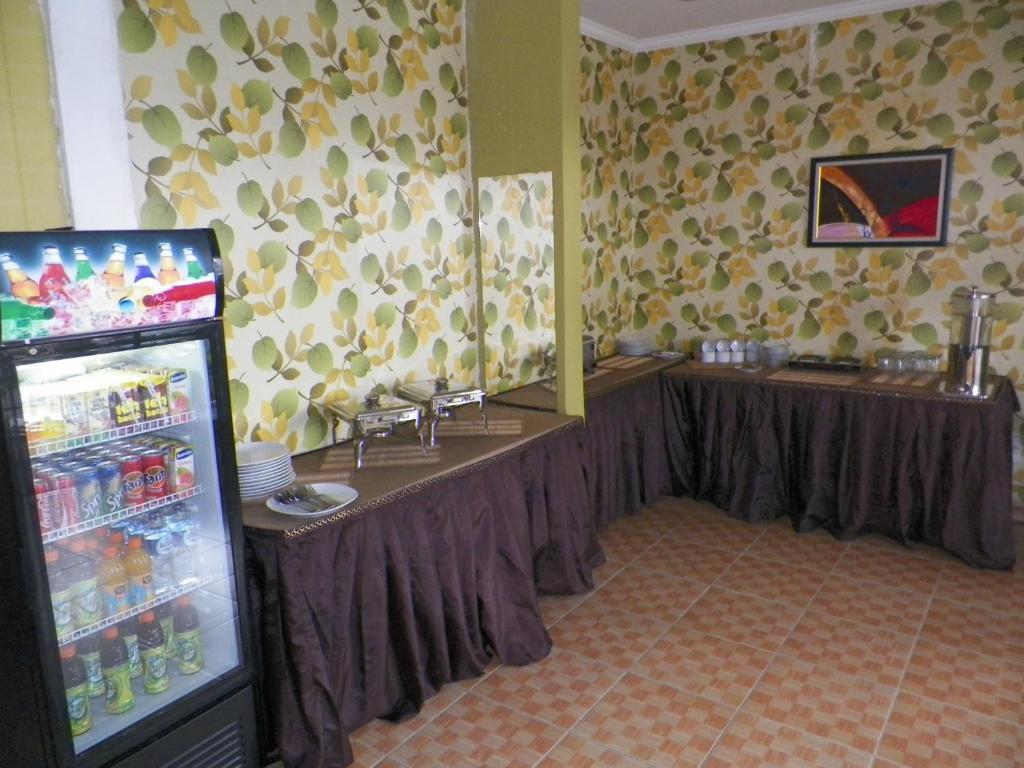 Al-Badar Hotel Syariah Makassar Macáçar Exterior foto